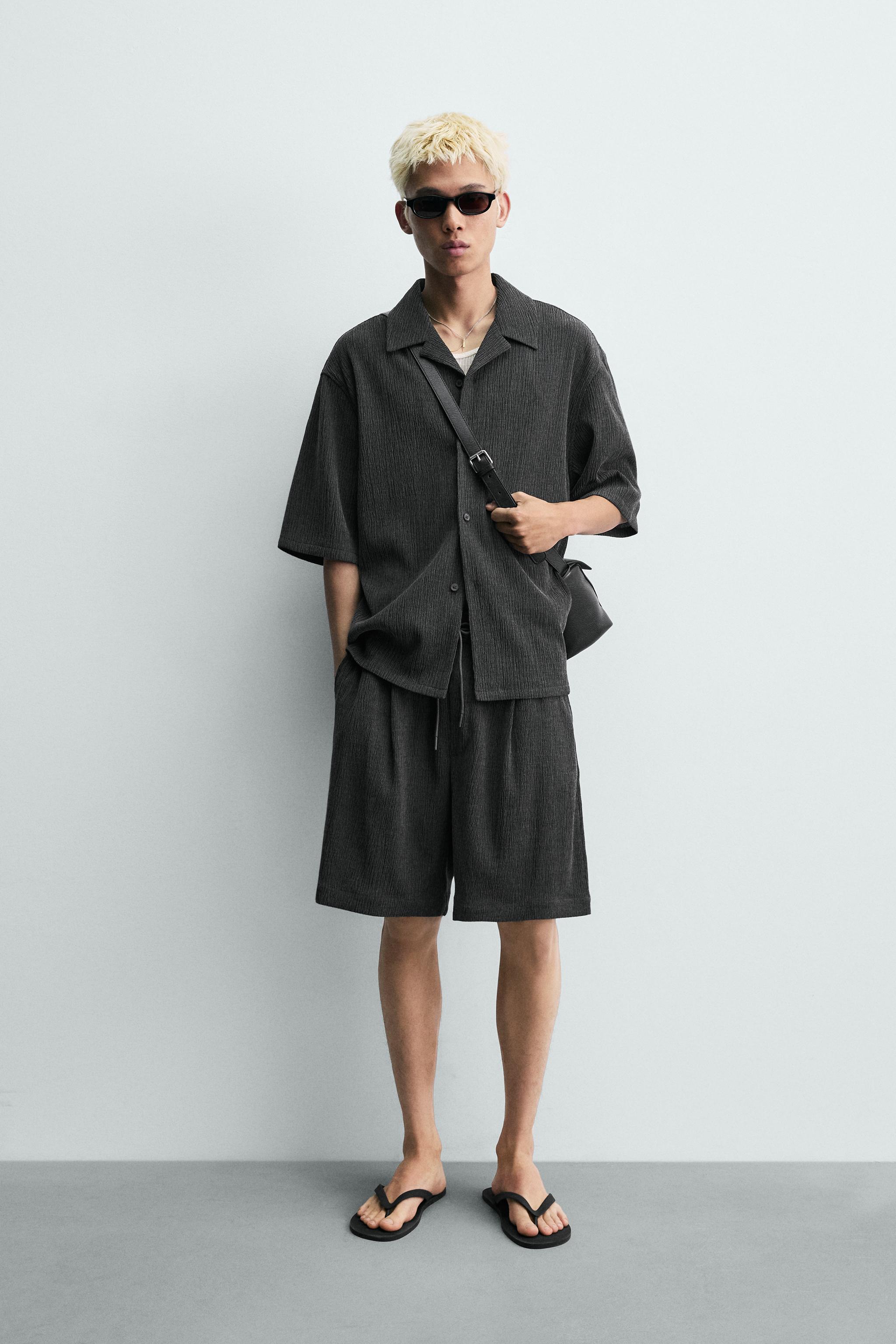 EMBOSSED RELAXED FIT SHIRT